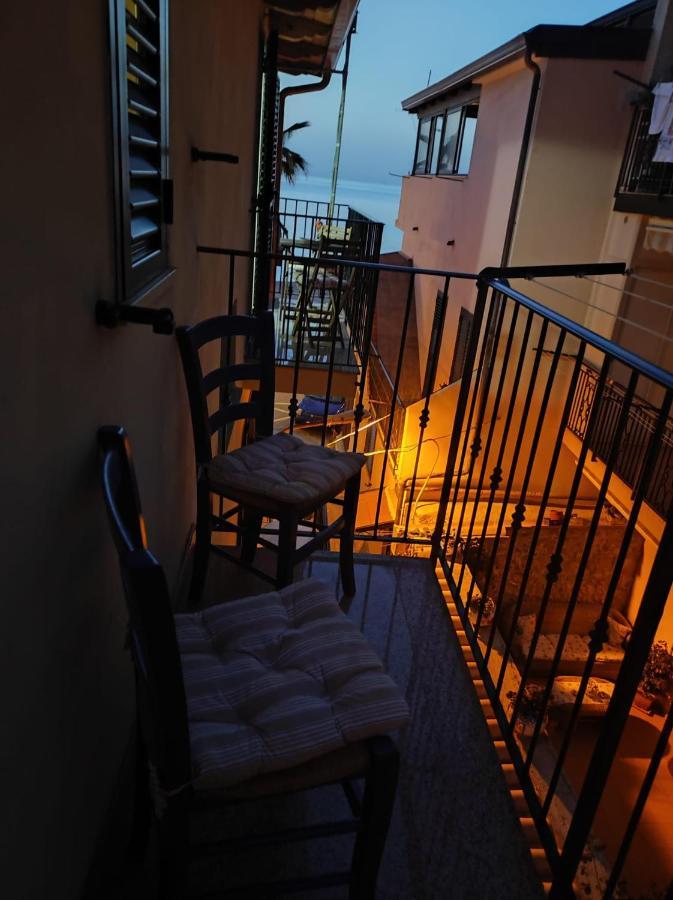 Playa Bonita Relax House Apartment Scilla Exterior photo