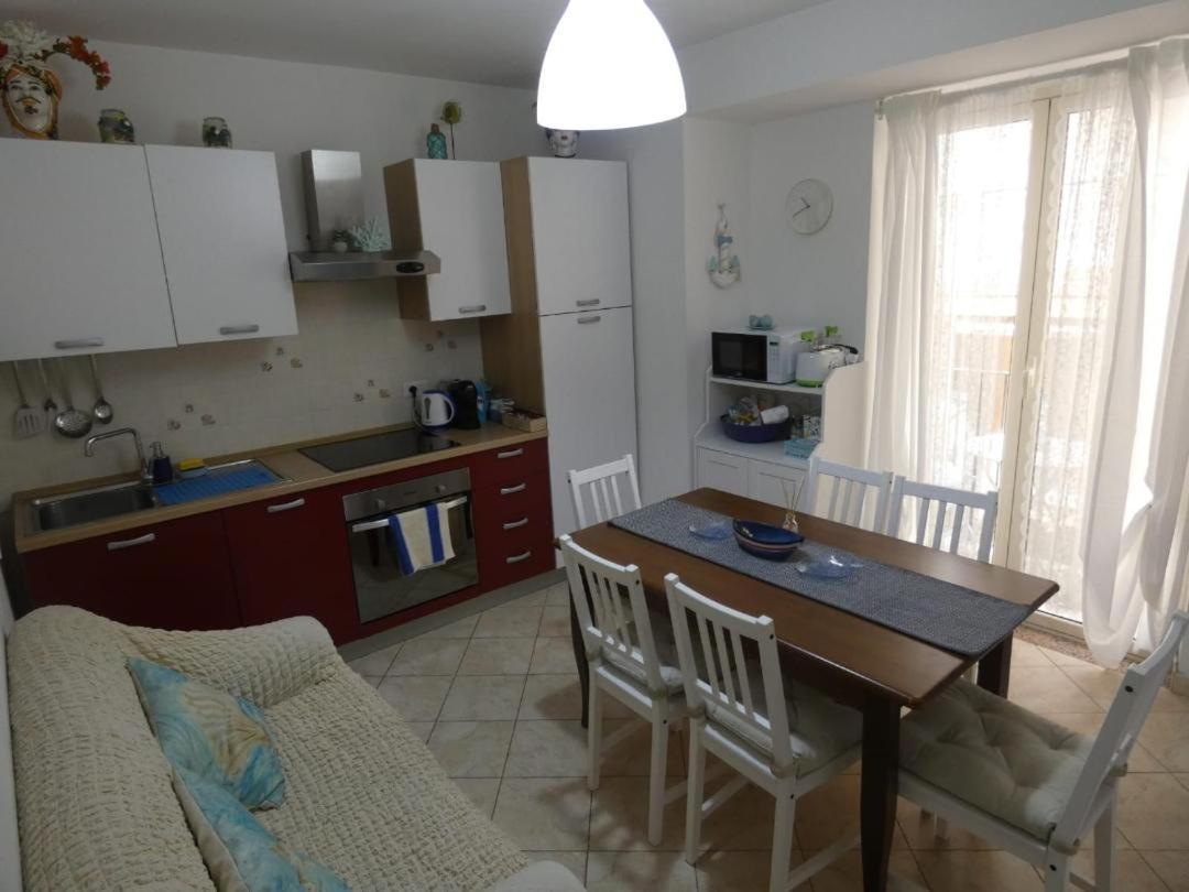 Playa Bonita Relax House Apartment Scilla Exterior photo